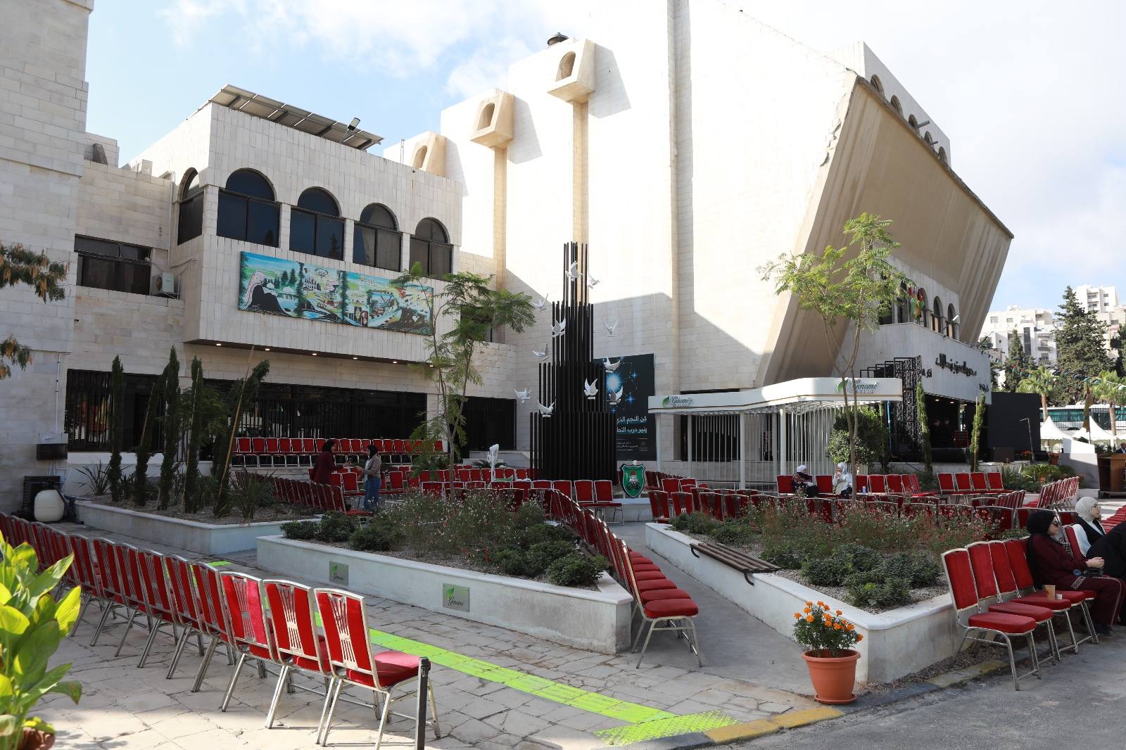 /PhotoGallery/ترتيبات العمادة من حفل استقبال الطلبة الجدد (12).jpg